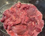 A picture of step 2 of Chicken liver preparation.