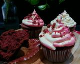 Foto langkah ke 6 dari resep Red Velvet Cupcake Ekonomis.