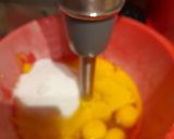 A picture of step 3 of Satsuma bundt cake: fat- and glutenfree.