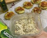 A picture of step 5 of Smashed Pizza Potatoes.