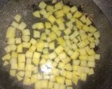 Foto langkah ke 2 dari resep Sup bunga kol telur dan kentang.
