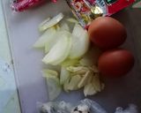 Foto langkah ke 1 dari resep Nasi goreng bento simple.