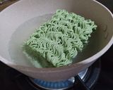 Foto langkah ke 4 dari resep Mie Goreng Terbang.
