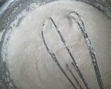 A picture of step 5 of Gujarati kadhi and sooji dhokla.