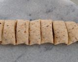 A picture of step 2 of آلو پاپڑی.