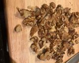 A picture of step 1 of Walnut chocolate spread.