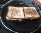 A picture of step 4 of THOUSAND ISLAND GRILLED sandwich.