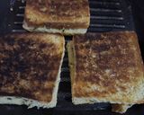 Foto langkah ke 3 dari resep Roti Bakar Keju Meises.