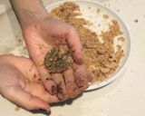 Foto del paso 4 de la receta: Kinder joy casero (receta de lo cocineros)