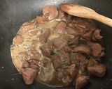 A picture of step 4 of Creamy beef.