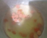 Foto langkah ke 2 dari resep Mie Gelas Kuah Telur Sosis.