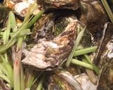 Hình bước làm 1 của món Hàu hấp củ sả, nước xốt