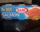 Foto del paso 4 de la receta Ensaladilla de salmón y surimi, con melón y sandía