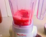 A picture of step 2 of Watermelon basil iced tea.
