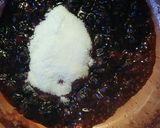 A picture of step 3 of VashBake Specialty Blueberry lemonade.