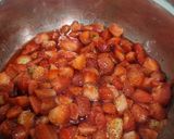 Foto langkah ke 3 dari resep Selai stoberi sobat bocil.