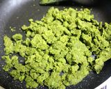 A picture of step 1 of Green Peas Paratha.