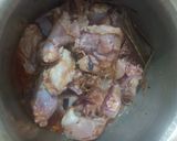 A picture of step 1 of Chicken curry.