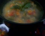 A picture of step 4 of Sweetcorn vegetables soup.