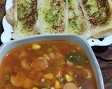 Foto langkah ke 4 dari resep Sup Merah Garlic Bread.