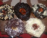 Foto langkah ke 8 dari resep DONAT Empuk, Simple (Tanpa Ulen Tanpa Kentang).