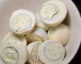 A picture of step 3 of Egg Curry.
