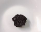 Hình bước làm 3 của món Chocolate nhân caramel
