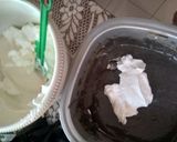 Foto langkah ke 3 dari resep Chiffon Cake Ketan Hitam.