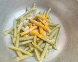 ग्वार फली की बुजी (gawar phali ki buji recipe in Hindi) रेसिपी चरण 2 फोटो