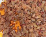 A picture of step 3 of Lauki ki sabzi.