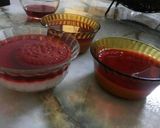 A picture of step 3 of Jello with Mahalabia Pudding 😍.