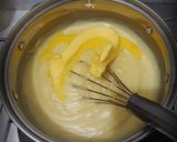 Foto langkah ke 4 dari resep Sus Vanilla 'Choux Pastry with Vla'.