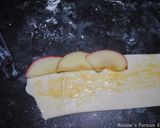 A picture of step 9 of Apple rose shaped cakes.