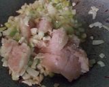 Foto langkah ke 2 dari resep Tumis Kentang Ayam Cincang.
