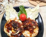 Foto langkah ke 4 dari resep Telur Ceplok Siram Tumis Kecap.