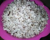 A picture of step 5 of Coconut Candle.