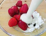 Tejszínes epertorta recept fázis 3 fotója