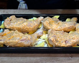 Foto del paso 5 de la receta: Pollo asado al estilo turco con patatas y cebolla