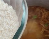 A picture of step 2 of Chilli black caraway rice.