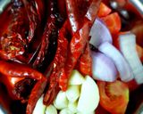 A picture of step 1 of Kashmiri chilly garlic chutney.