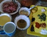 A picture of step 1 of Haidrabadi tridishnal gosht ka achar.