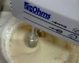 A picture of step 2 of Margarine crepes.