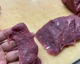 Foto del paso 1 de la receta: Gyudon: fetas de carne salteadas con cebolla sobre un colchón de arroz