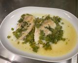 Une image de l'étape 10 de Filets de lieu jaune au poivron vert, persil et citron.