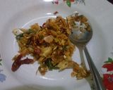 รูปขั้นตอนการทำที่ 2 ของ ผัดกระเพราไก่