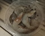 Foto langkah ke 1 dari resep Kwetiau Goreng Seafood.