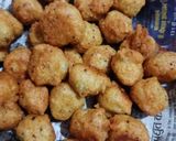 A picture of step 3 of Sambar Vada.