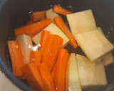 Foto del paso 2 de la receta: Puré de zanahoria y calabacín