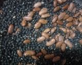 दाल मखनी (Dal makhani recipe in Hindi) रेसिपी चरण 1 फोटो