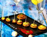 A picture of step 4 of Chessy Stuffed Mushrooms.